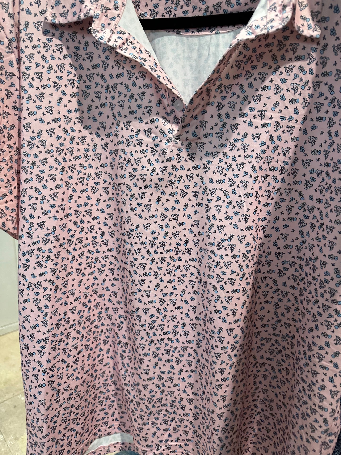 Men’s Petals on the Par Polo