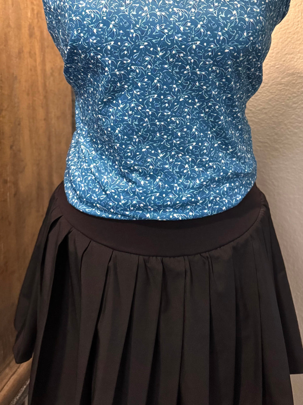 Black Clubhouse Classic Skirt