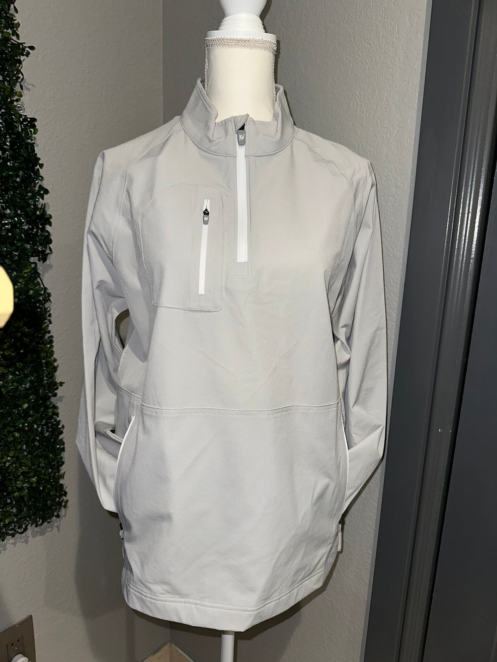 Ladies Gray Vanguard Pullover